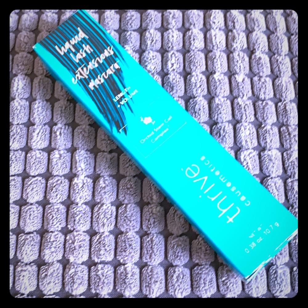Thrive mascara